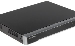 REJESTRATOR IP DS-7608NI-K2/8P 8 KANAŁÓW + 8-PORTOWY SWITCH POE Hikvision