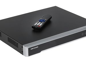 REJESTRATOR IP DS-7632NI-I2 32 KANAŁY Hikvision