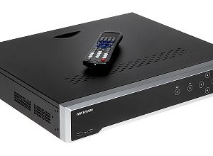 REJESTRATOR IP DS-7732NI-I4/16P 32 KANAŁY +16-PORTOWY SWITCH POE Hikvision